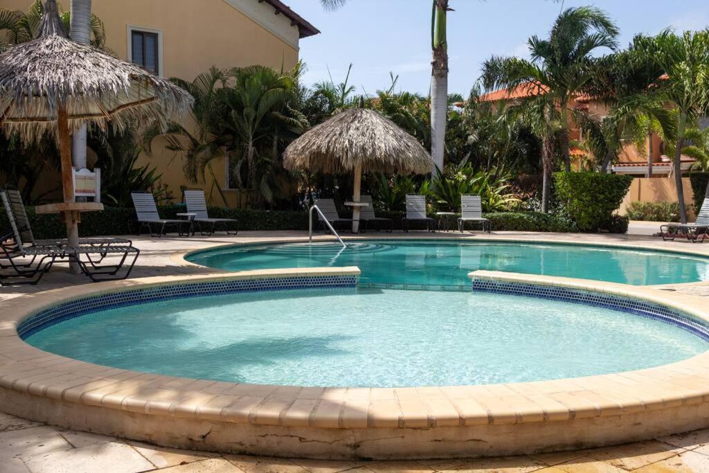 New! Cozy 1 Bedroom Condo- Gold Coast, Noord Aruba Palm Beach Exterior foto