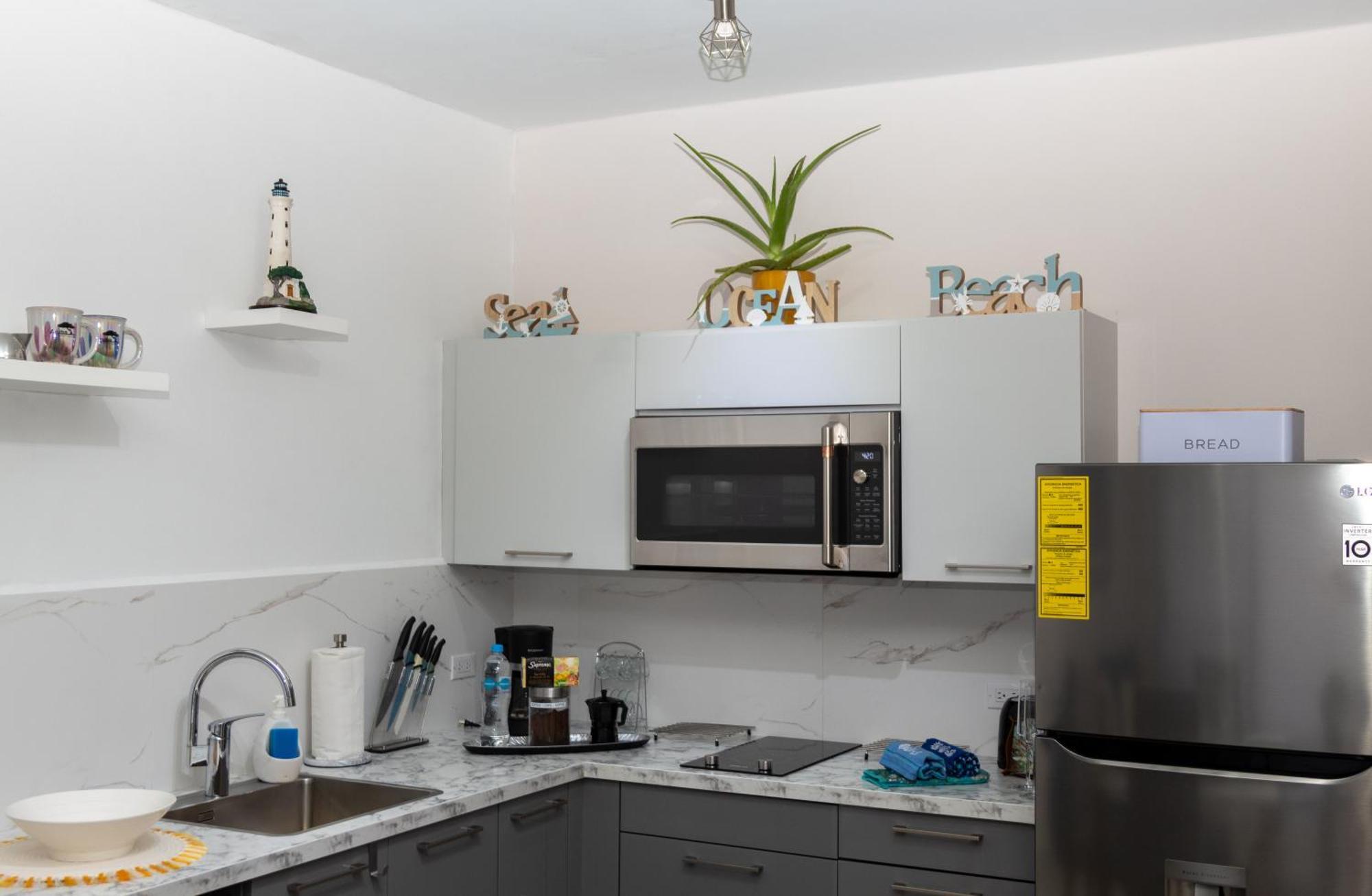 New! Cozy 1 Bedroom Condo- Gold Coast, Noord Aruba Palm Beach Exterior foto